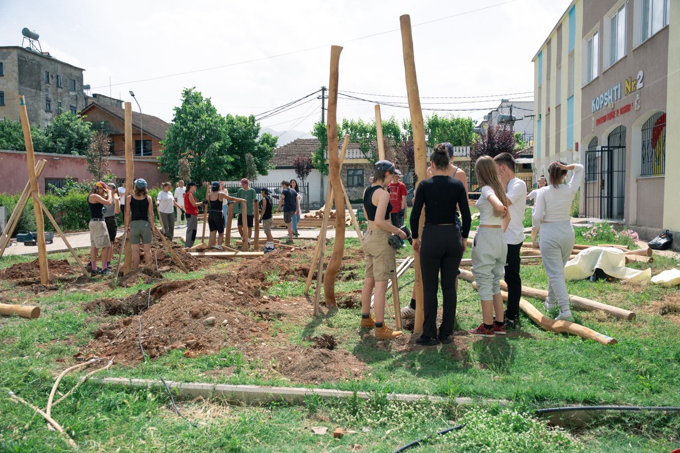 Spielplatz-Projekt in Burrel 01, Albanien